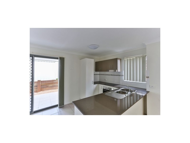 18/303 Bridge Street, Newtown QLD 4350