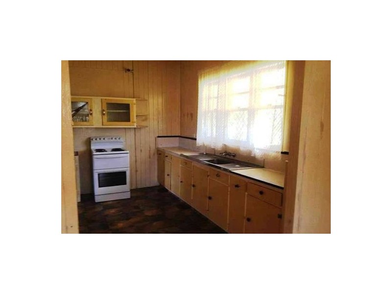 38 Rome Street, Newtown QLD 4350