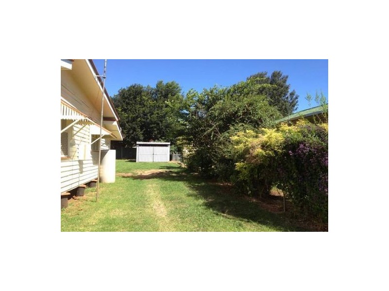 38 Rome Street, Newtown QLD 4350