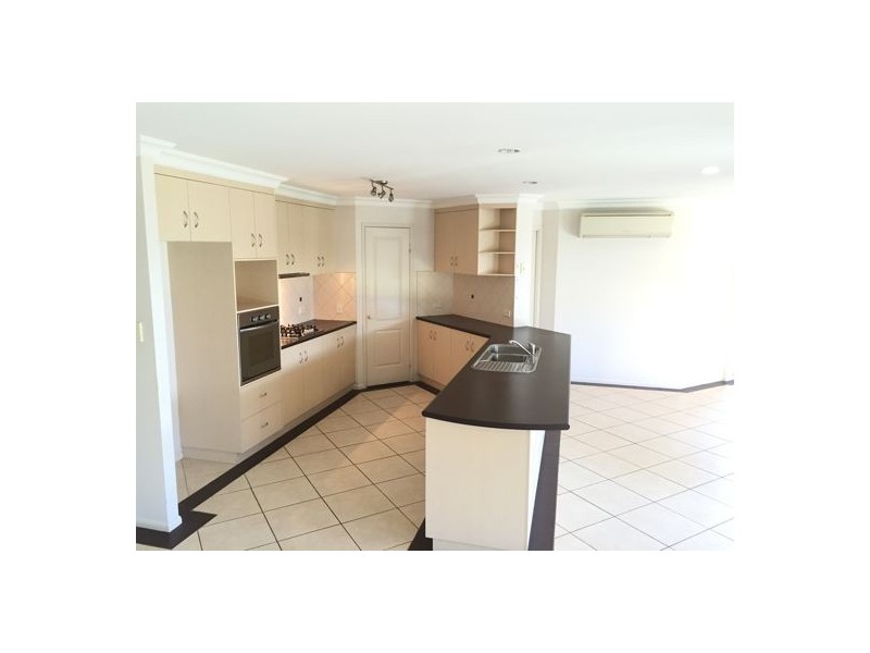 14 Quail Street, Rangeville QLD 4350