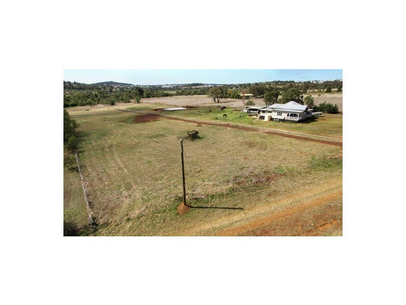 263 Darling Street, Drayton QLD 4350