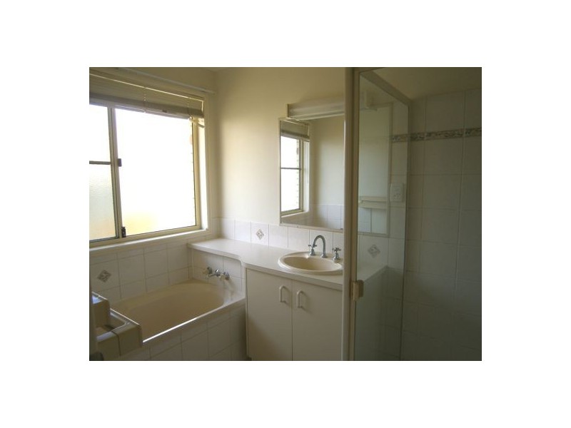 22 Biscay Crescent, Glenvale QLD 4350