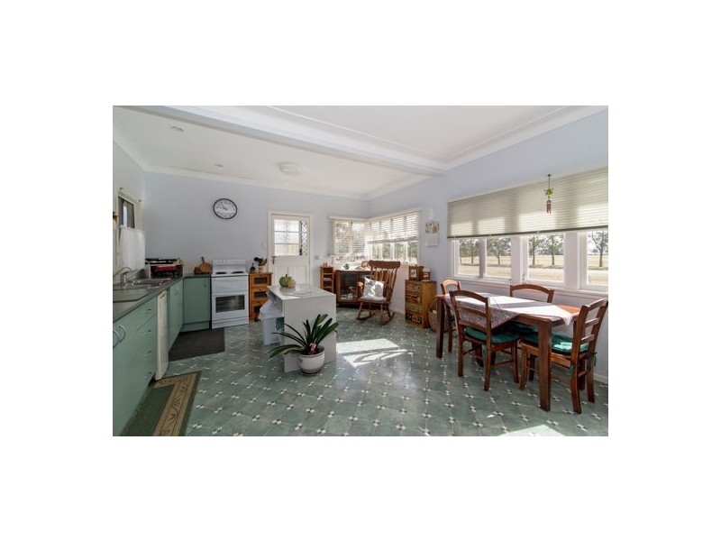 39 East Street, Clifton QLD 4361