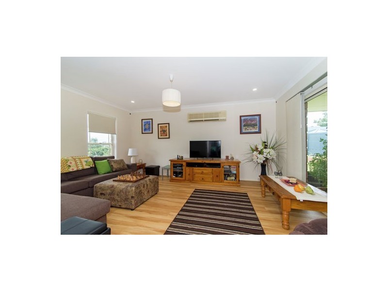 13 Barton Court, Highfields QLD 4352