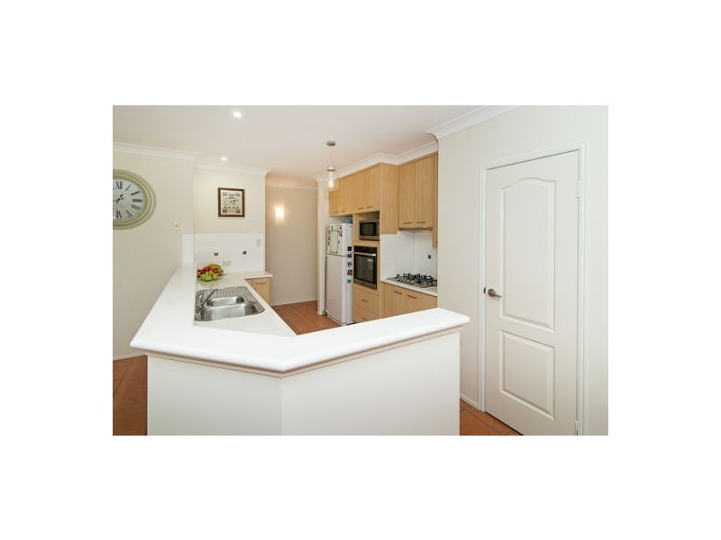13 Barton Court, Highfields QLD 4352