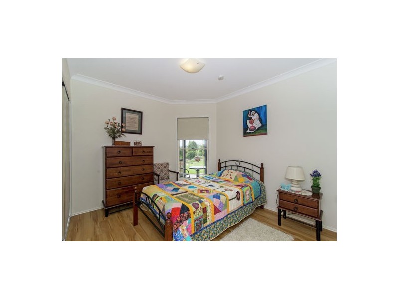 13 Barton Court, Highfields QLD 4352