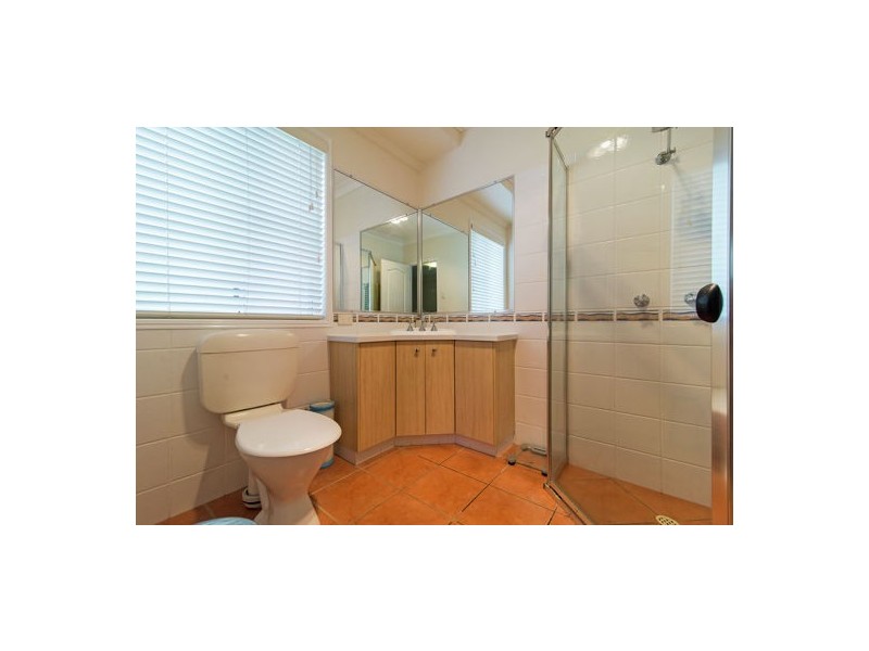 13 Barton Court, Highfields QLD 4352