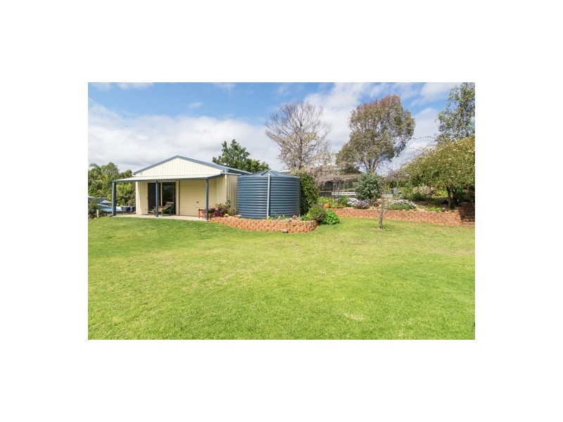 13 Barton Court, Highfields QLD 4352