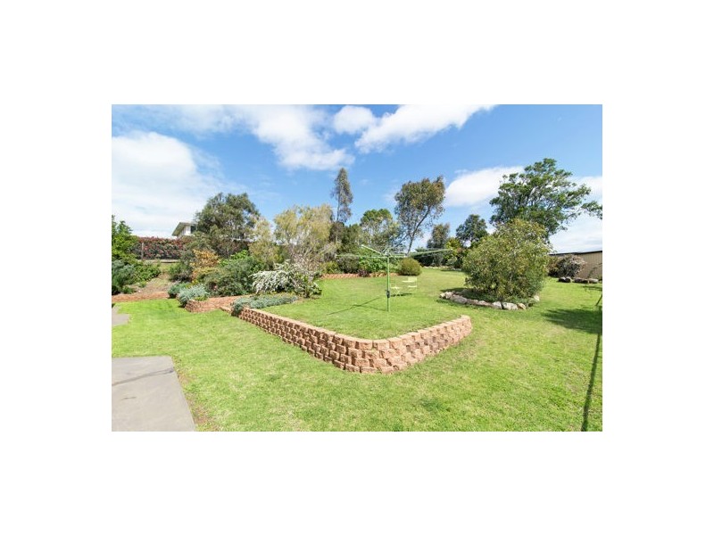 13 Barton Court, Highfields QLD 4352