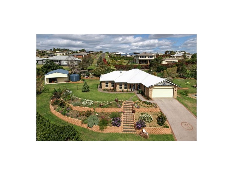 13 Barton Court, Highfields QLD 4352