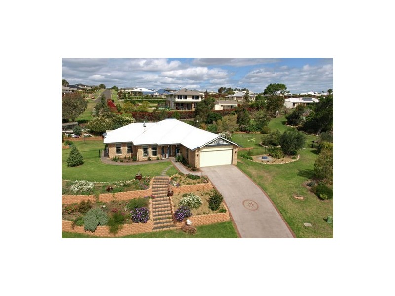 13 Barton Court, Highfields QLD 4352