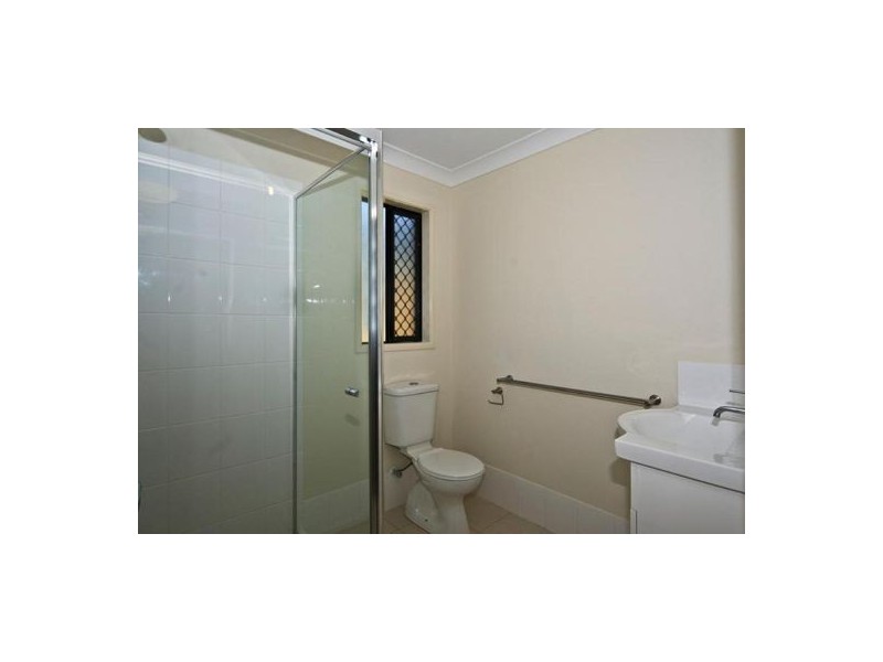 1/2 Swallow Court, Newtown QLD 4350