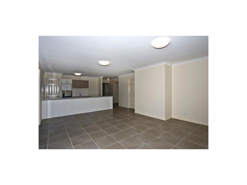 1/2 Swallow Court, Newtown QLD 4350
