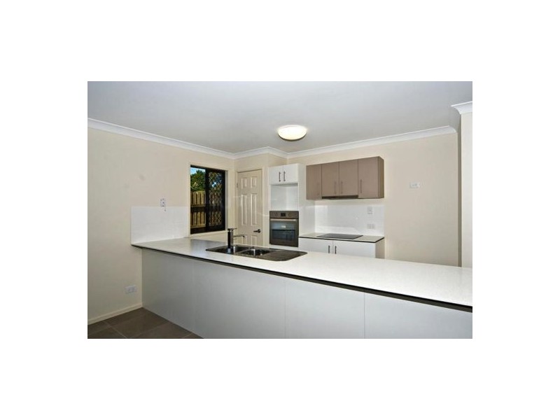 1/2 Swallow Court, Newtown QLD 4350
