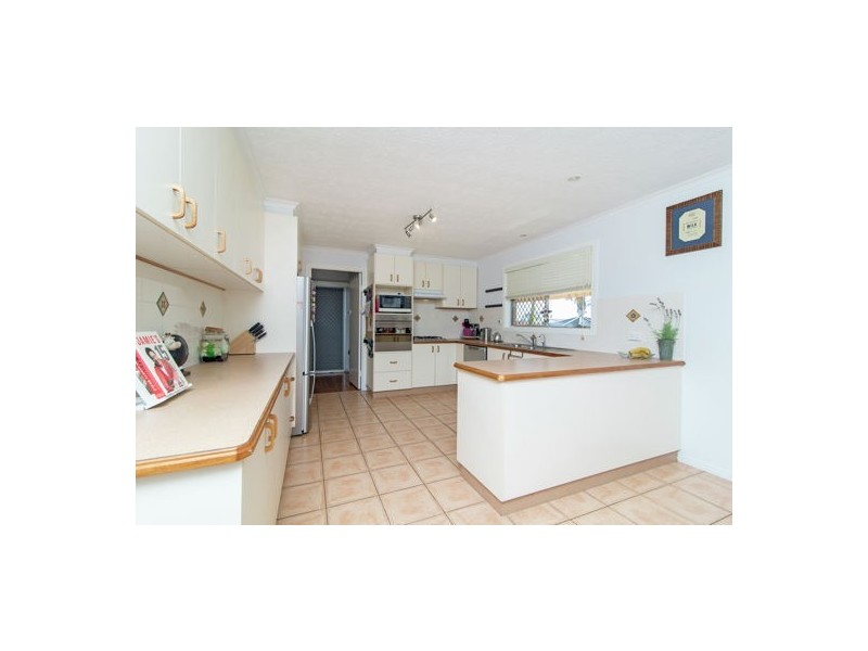 17 Tara Street, Wilsonton QLD 4350