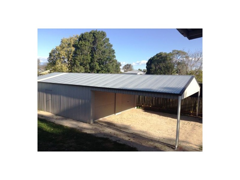 18 Ranfurley St, Newtown QLD 4350