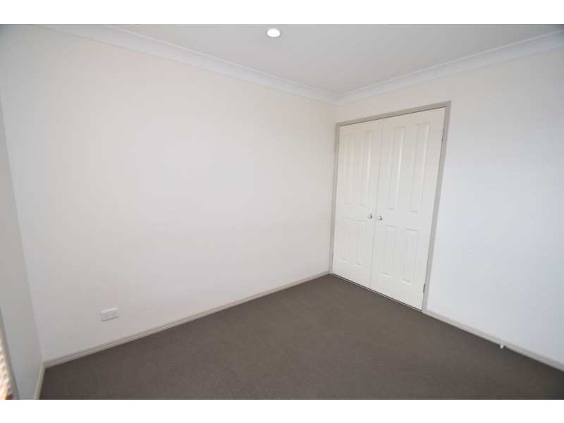 6 Wareena Crescent, Glenvale QLD 4350