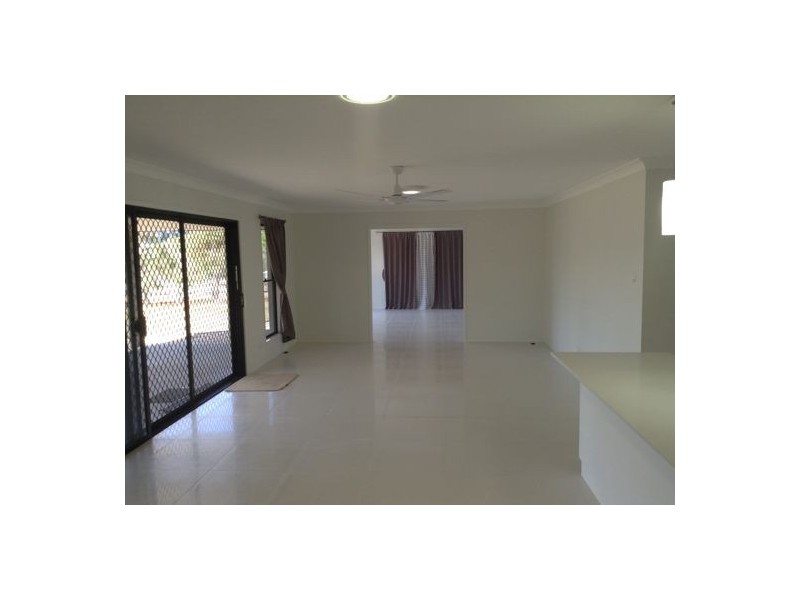16 Barton St, Greenmount QLD 4359