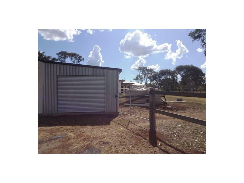 16 Barton St, Greenmount QLD 4359