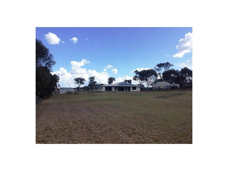 16 Barton St, Greenmount QLD 4359