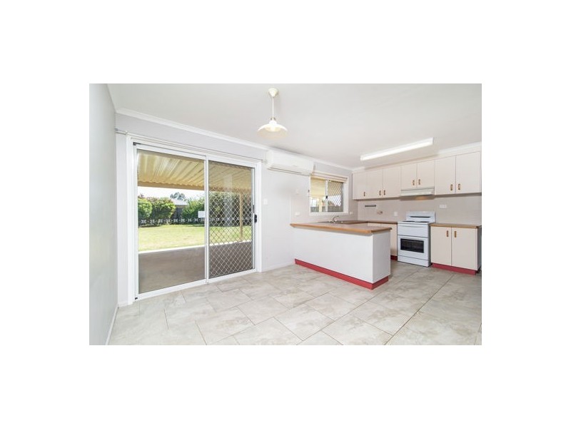 3 Fern Drive, Kearneys Spring QLD 4350