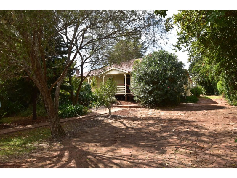 28 Ruthven Street, Harlaxton QLD 4350