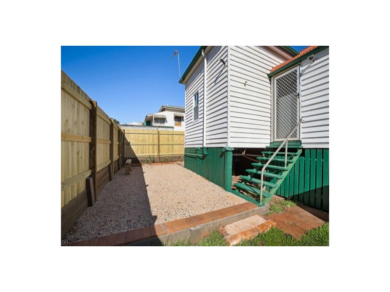 9 Kelfield Street, North Toowoomba QLD 4350