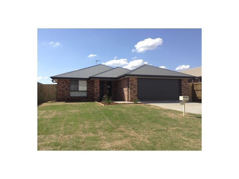 11 Abbey Street, Cranley QLD 4350