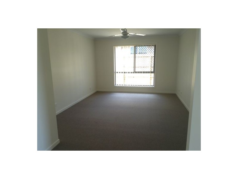 11 Abbey Street, Cranley QLD 4350