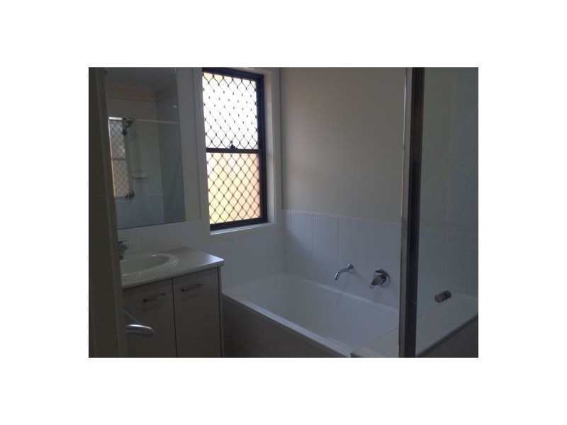 11 Abbey Street, Cranley QLD 4350