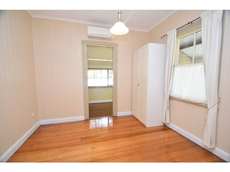 101 Bridge Street, Mount Lofty QLD 4350