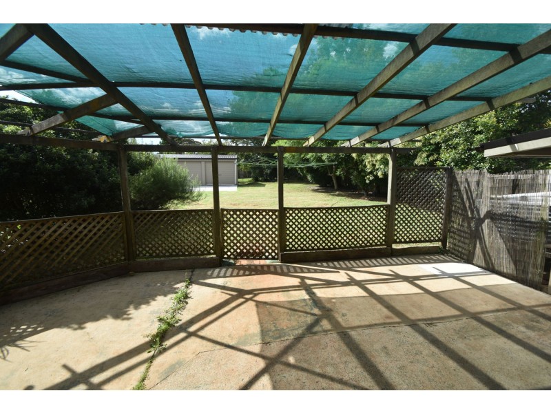 101 Bridge Street, Mount Lofty QLD 4350