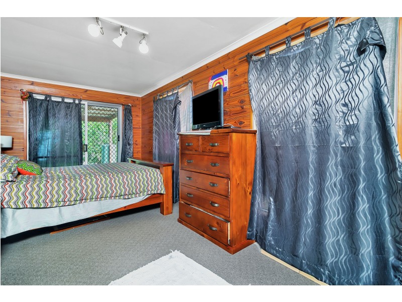 19 Claret Street, Wilsonton Heights QLD 4350