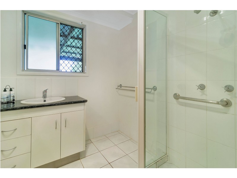 19 Claret Street, Wilsonton Heights QLD 4350