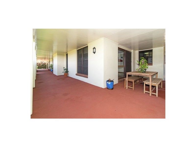 9 Shelton Crescent, Kearneys Spring QLD 4350