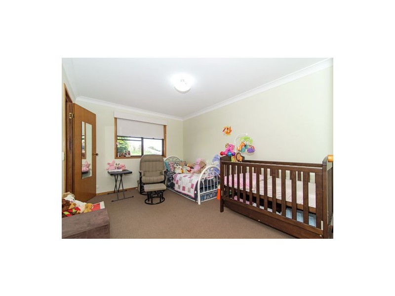 9 Shelton Crescent, Kearneys Spring QLD 4350