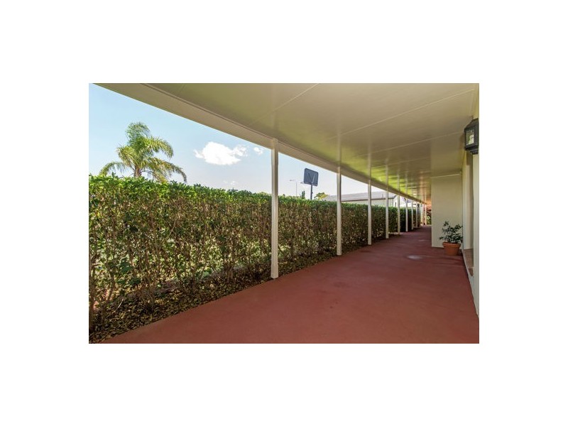 9 Shelton Crescent, Kearneys Spring QLD 4350