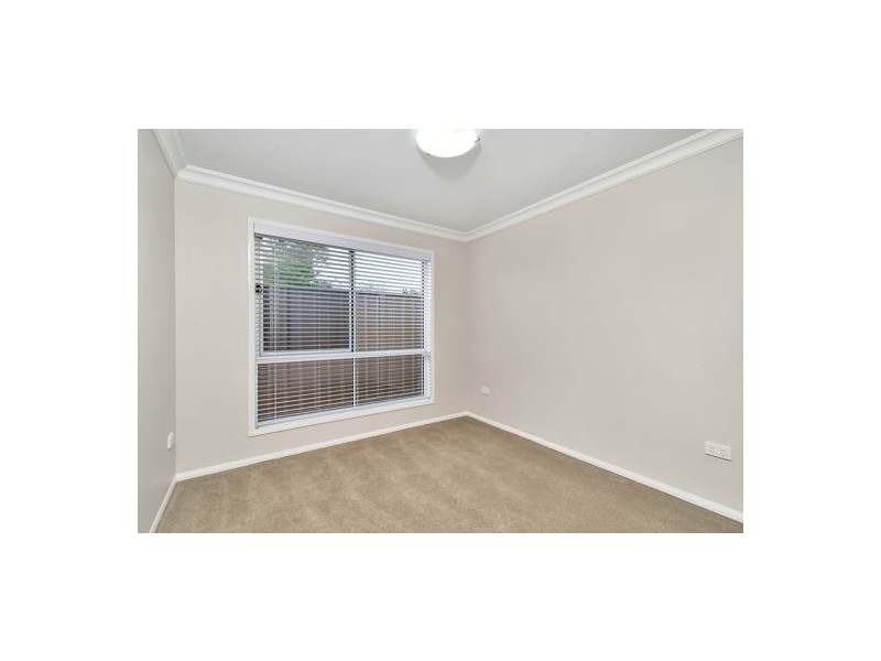2/5 Third Avenue, Harristown QLD 4350