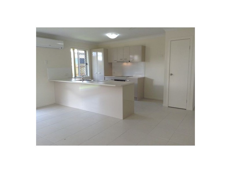 68 Wandsworth Street, Cranley QLD 4350