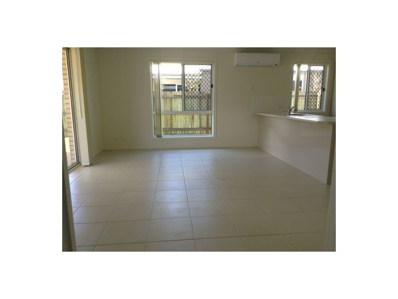 68 Wandsworth Street, Cranley QLD 4350