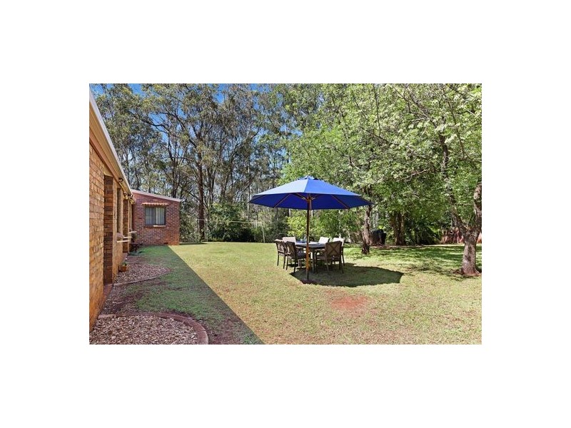 16 Niddrie Drive, Middle Ridge QLD 4350