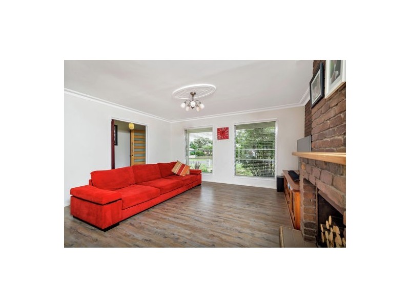 16 Sapphire Court, Kearneys Spring QLD 4350