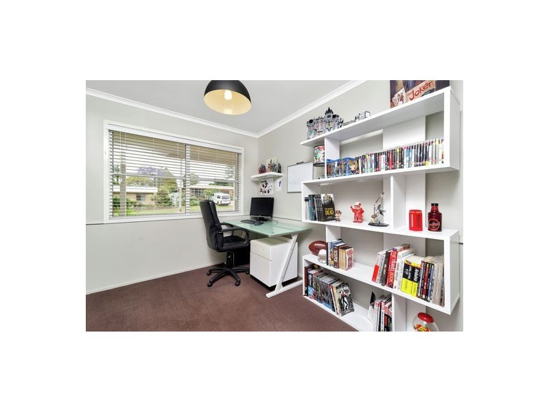 16 Sapphire Court, Kearneys Spring QLD 4350