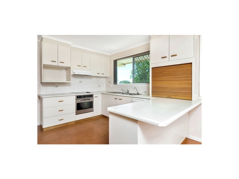 17 Hampton Street, Newtown QLD 4350