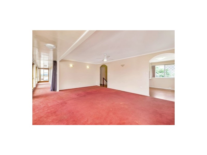 17 Hampton Street, Newtown QLD 4350