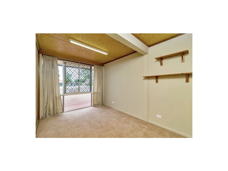 17 Hampton Street, Newtown QLD 4350