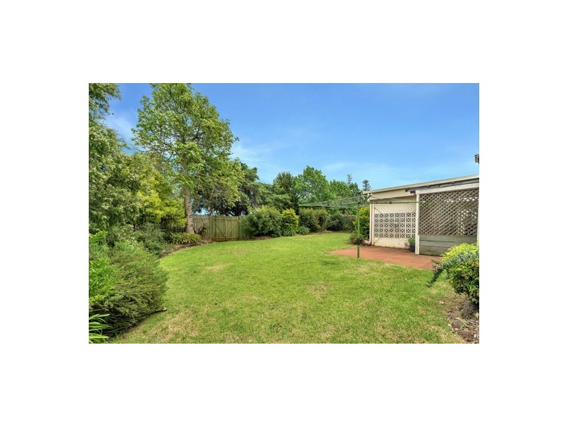 17 Hampton Street, Newtown QLD 4350