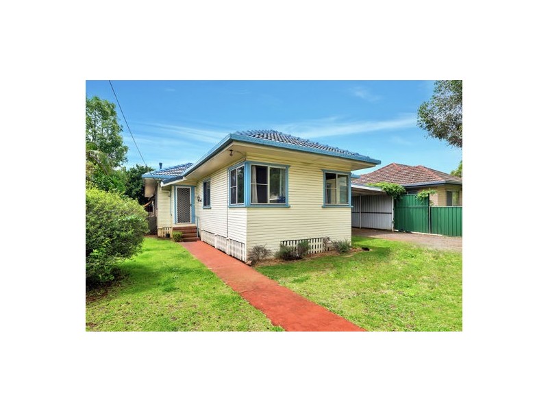 93 Anzac Avenue, Newtown QLD 4350