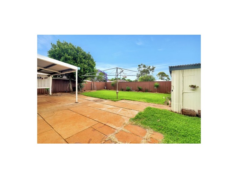 93 Anzac Avenue, Newtown QLD 4350