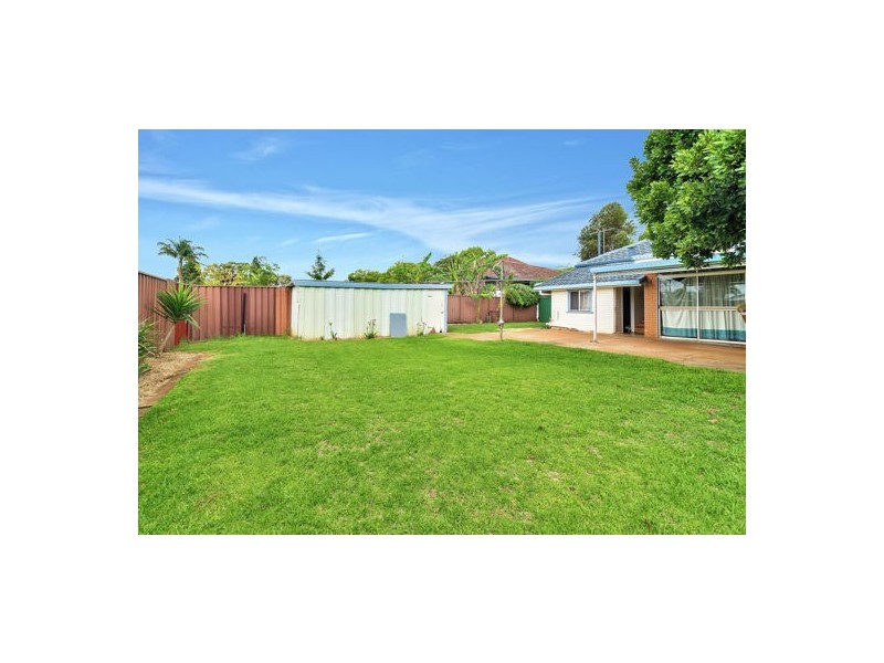 93 Anzac Avenue, Newtown QLD 4350